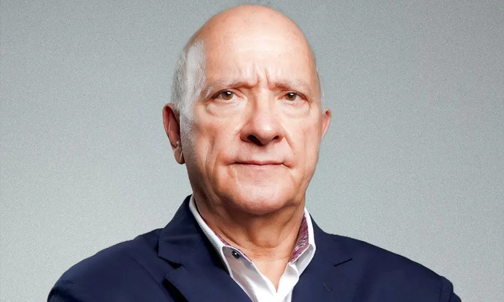 Márcio Chaer morreu com 71 anos após infarto em São Paulo, enquanto perseguia um assaltante perto da Estação Armênia. É…