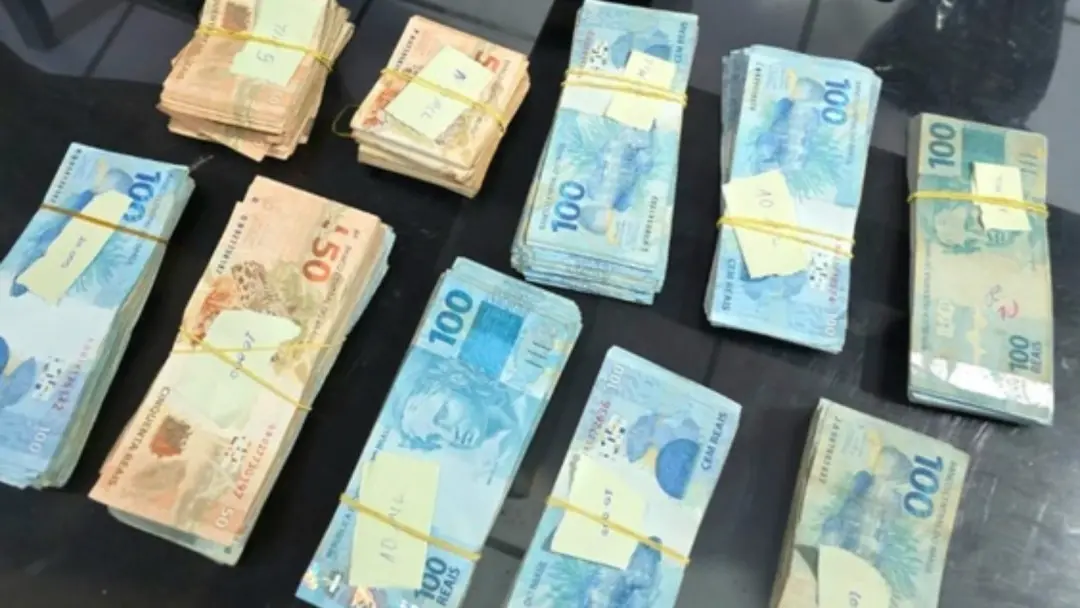 R$ 120 mil em espécie foi apreendido na tentativa de compra de votos no Ceará. É um sinal claro de que a máquina de fin…