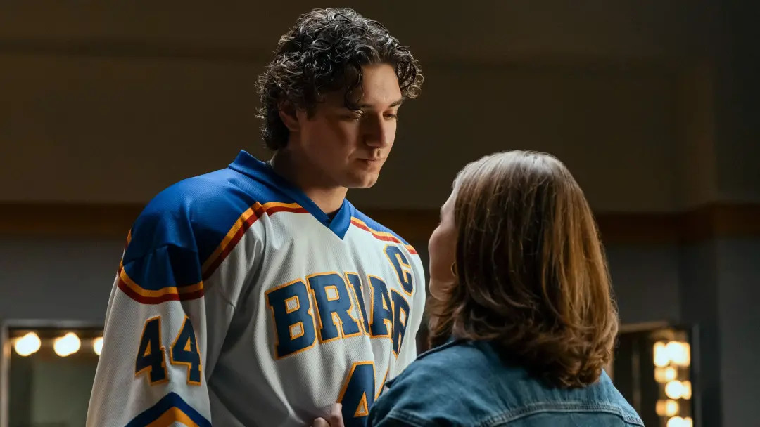 Off Campus Rival definiu os três temporadas futuras já, no nicho de romance esportivo. É interessante como o hockey vir…