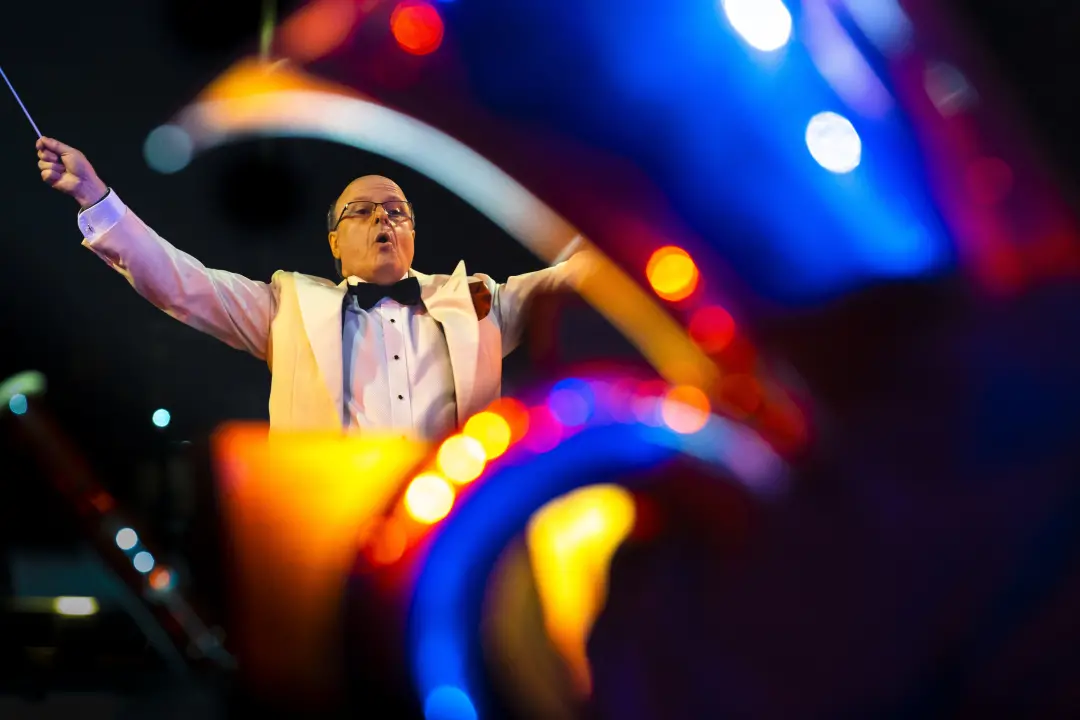 Roberto Tibiriçá faleceu aos 72 anos em São Paulo. Ele foi regente titular da Orquestra Sinfônica do Paraná desde 2022,…