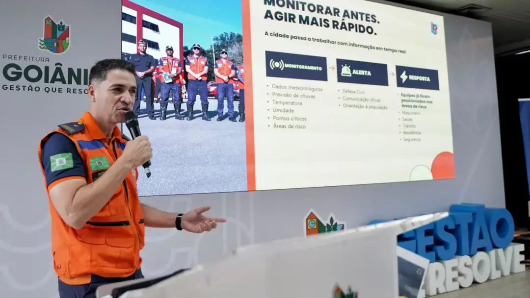 Goiânia tem previsão de tempestades neste fim de semana, com ventos de até 70 km/h, raios e granizo até domingo. É prec…
