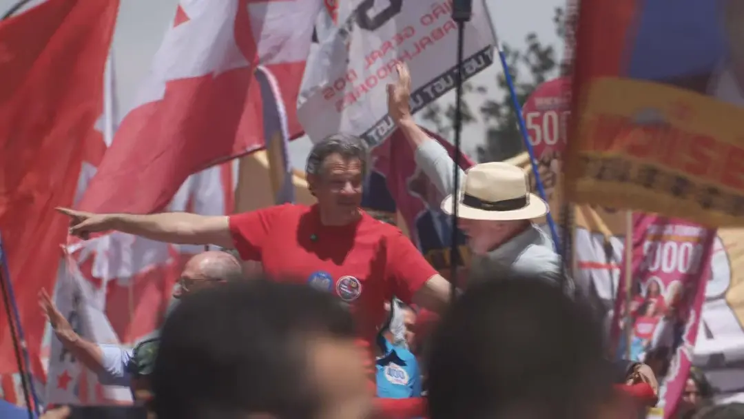 Rua Augusta em São Paulo teve ato de campanha de Lula e Haddad com atrito entre organização e PM no início. Mudança da …
