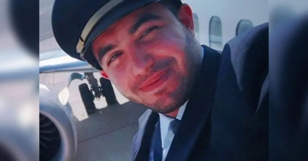 Copiloto da Flydubai atacou o comandante com um machado de emergência no voo para Israel. Essa tentativa de tomar o con…