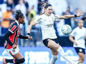 Premiação do Brasileirão Feminino cresceu 10 vezes desde 2021. Esse aumento mostra que o esporte está ganhando mais vis…