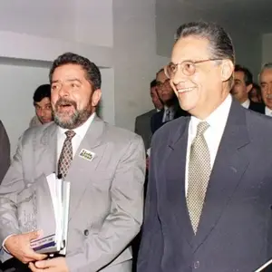 Globo não realizou debates em 1994 e 1998, e FHC venceu o primeiro turno, com Lula reclamando. É preocupante a ausência…