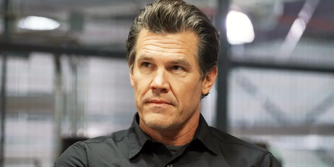 Taylor Sheridan, criador de Yellowstone, ganhou reconhecimento por filmes como Sicario e Wind River. O olhar dele sobre…