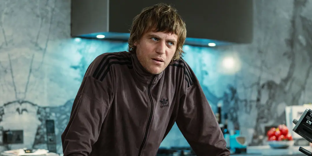 Johnny Flynn, do MobLand, comentou sobre uma grande traição na segunda temporada do drama de crime de Guy Ritchie. É um…