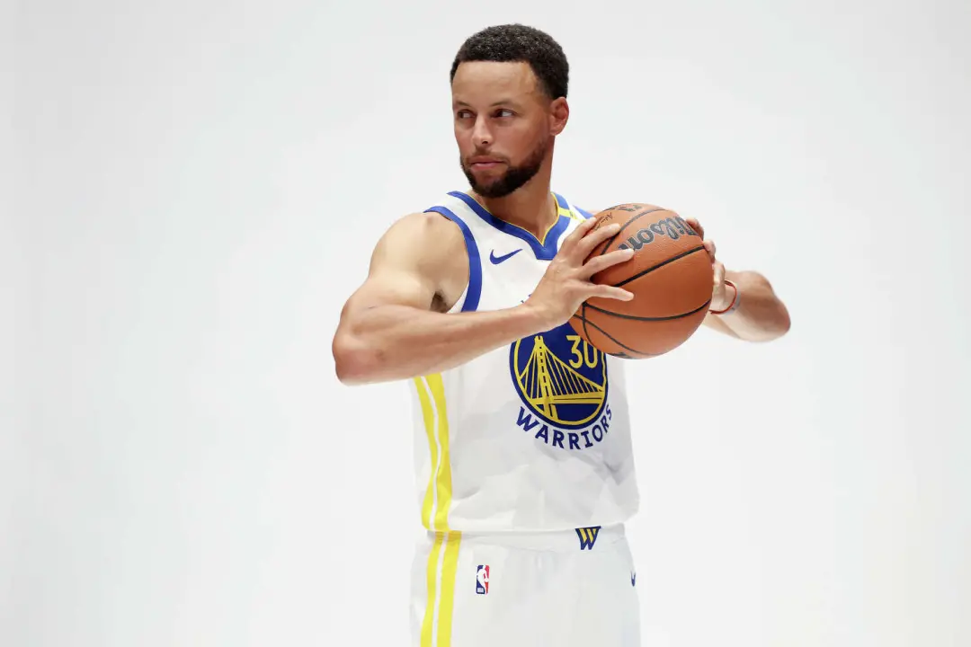 Steph Curry pensa em buscar um quinto titulo fora dos Warriors, mesmo sabendo que o time atual não está construido para…