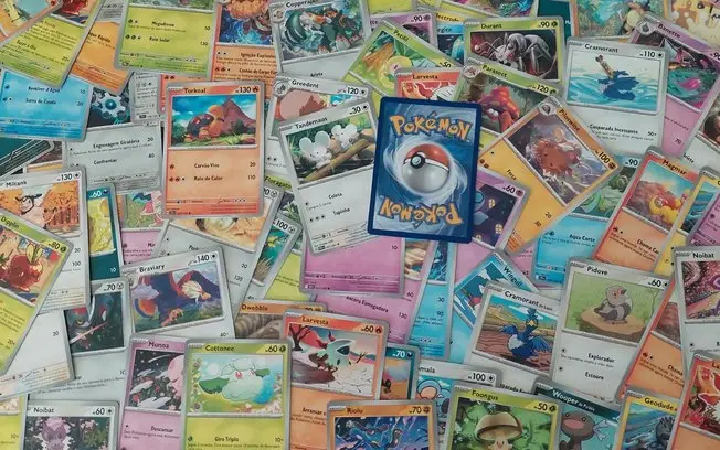 Scalpers comprando estoques inteiros de cartas Pokémon estão desestabilizando o hobby, com preços muito acima do sugeri…