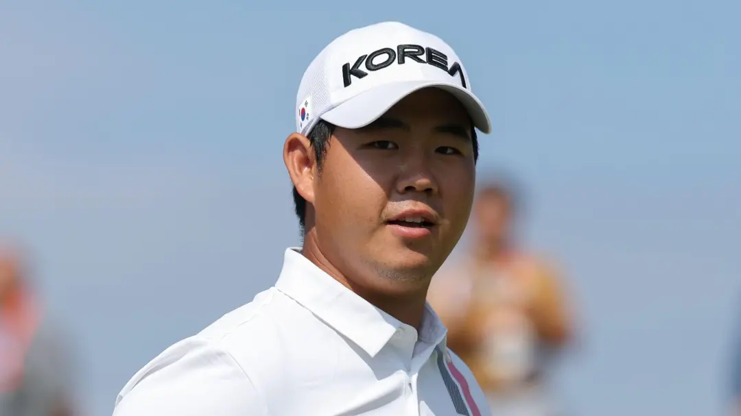 Tom Kim conquistou ouro no Campeonato Asiático, finalizando 18 pontos abaixo do par. É uma forma de reconhecimento do e…
