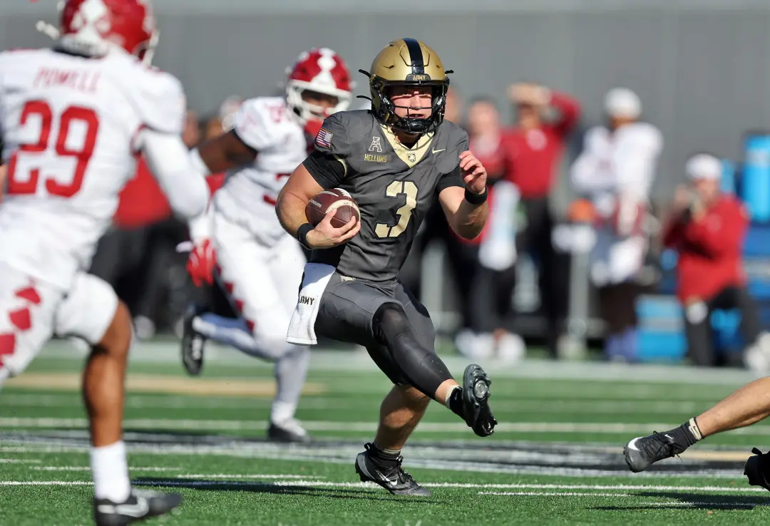 O time Louisiana Tech marcou 80 a 6 contra Northwestern State. É impressionante a explosão ofensiva deles, mesmo sendo …