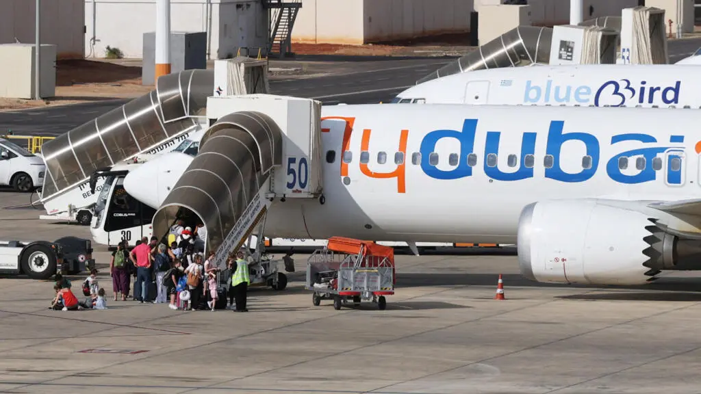 O copiloto omanita de um voo Flydubai foi impedido de voar no país por suspeita de ideias radicais. A decisão de proibi…