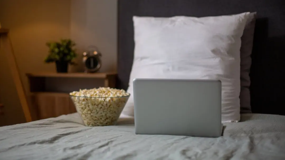 A chegada do outono pede mais maratonas de filme na cama, selecionando acessórios para tornar esses momentos mais confo…