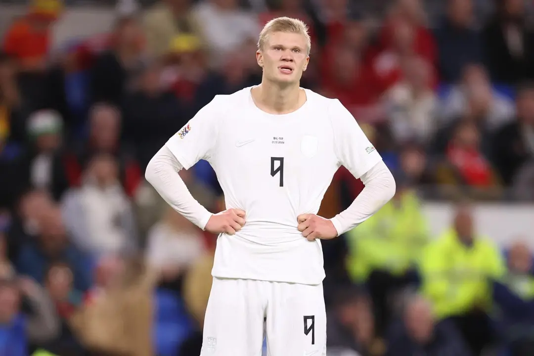 Bayern não vai atrás de Erling Haaland, diz Falk, porque o foco agora tá na renovação do Harry Kane. Eles já têm um jog…