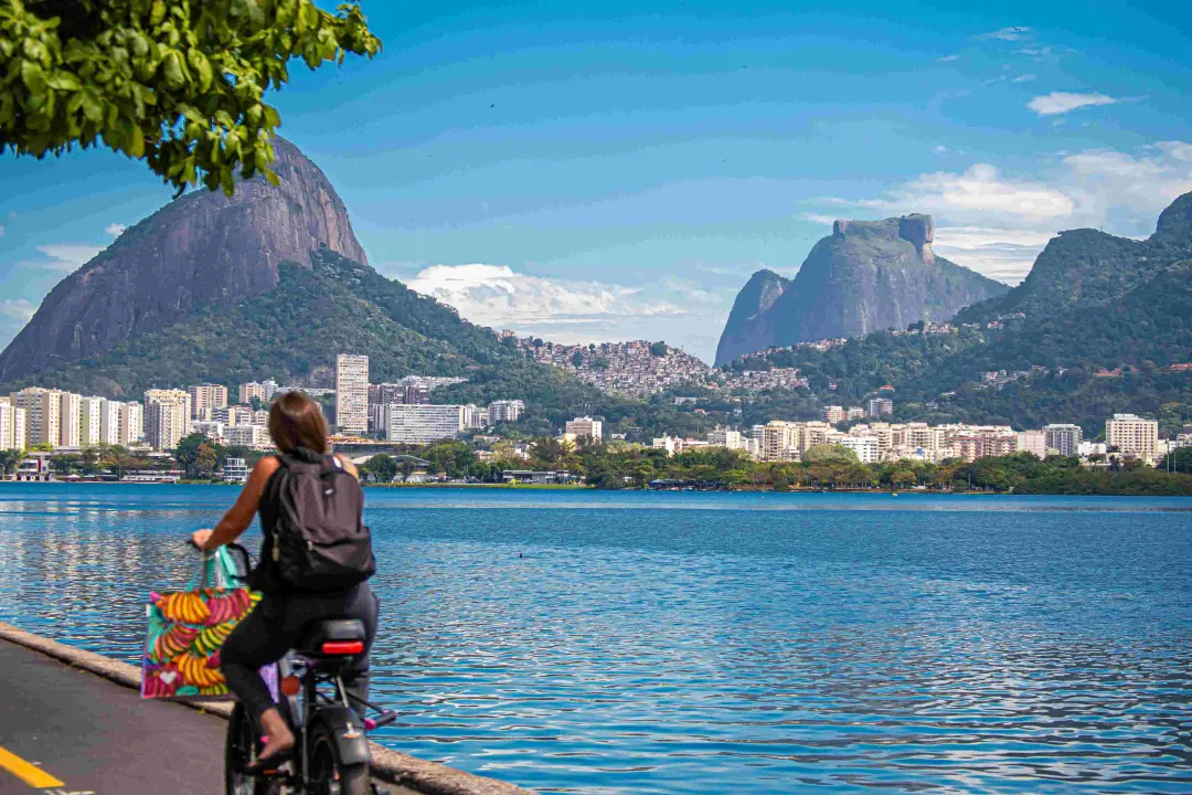 Rio de Janeiro, a cidade com maior exposição a ozônio nocivo de superfície na América do Sul em 2026. Essas concentraçõ…