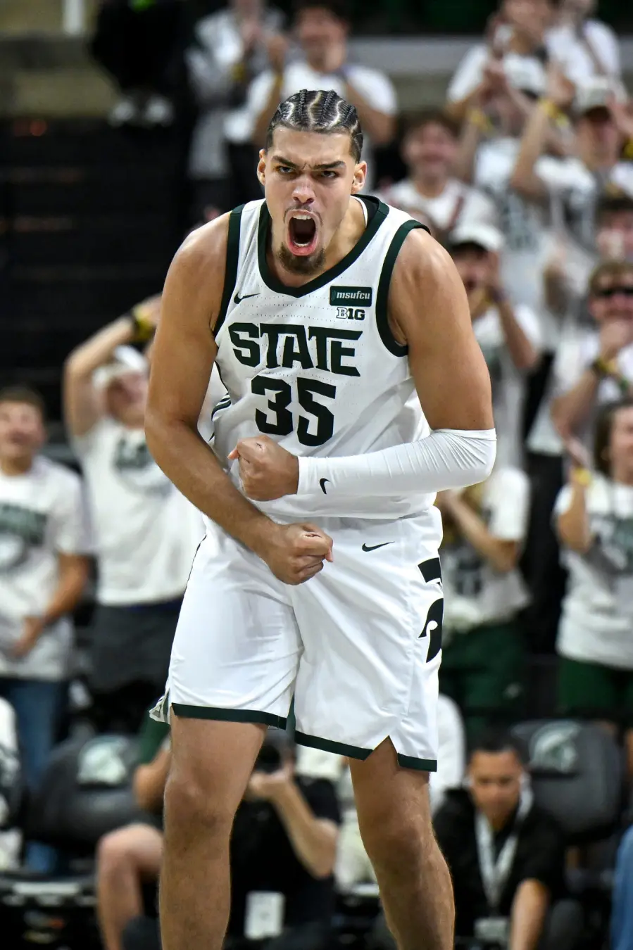 Michigan State vence Incarnate Word por 89 a 59 no jogo de estreia em Exhibition. A equipe dos Spartans fez uma boa arr…