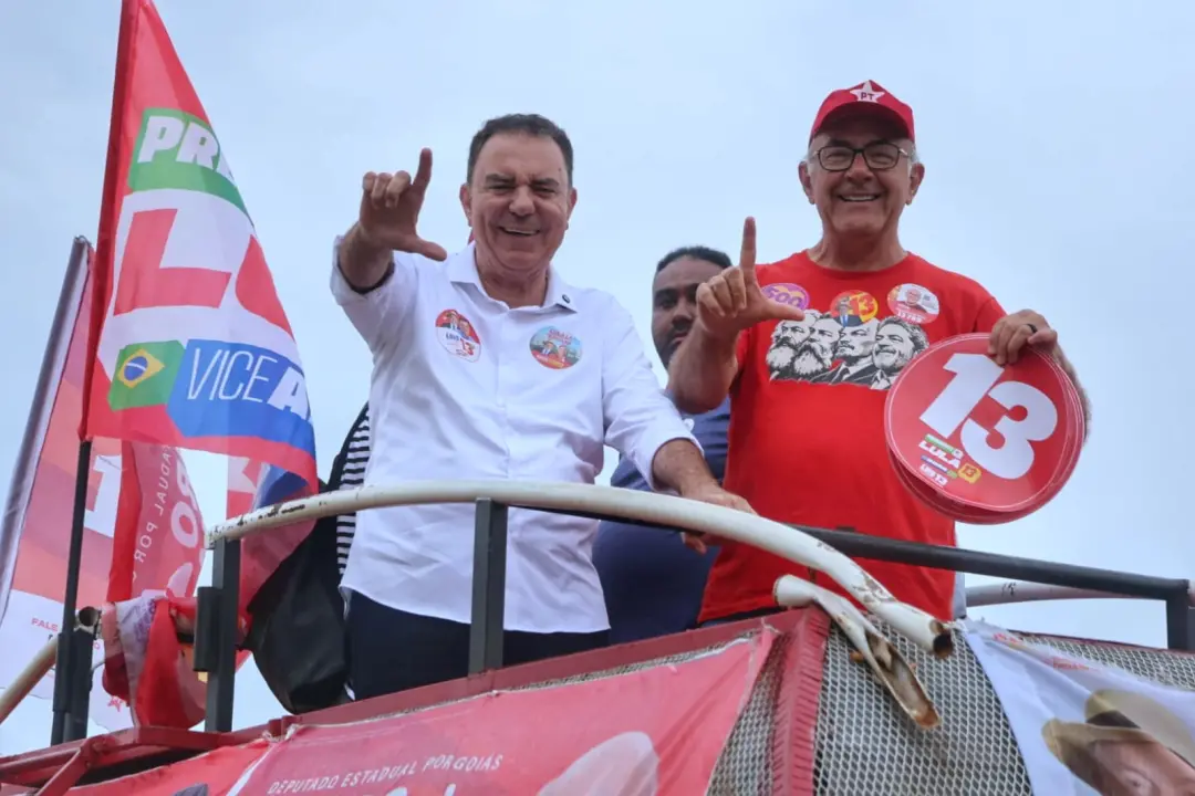 Luis Cesar Bueno, em carreata na Região Norte de Goiânia, disse que faria as Deams atenderem dia e fim de semana. Apont…