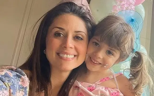 Houston, Texas, viu uma brasileira matar filha de 4 anos depois que a Justiça mudou a guarda para o pai. Isso mostra o …
