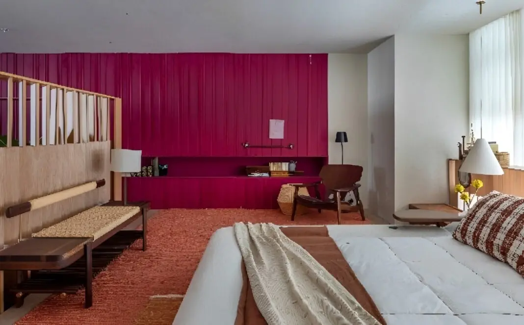 Casa Abraço Deca, projeto do Cadé Marino, uniu cozinha, sala, quarto e banheiro em 160 metros quadrados no Rio. A fluid…