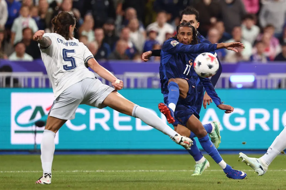 Stade De France, França, empate de 1 a 1 entre França e Itália na Liga das Nações. Mesmo com o Mbappé lesionado, o domí…