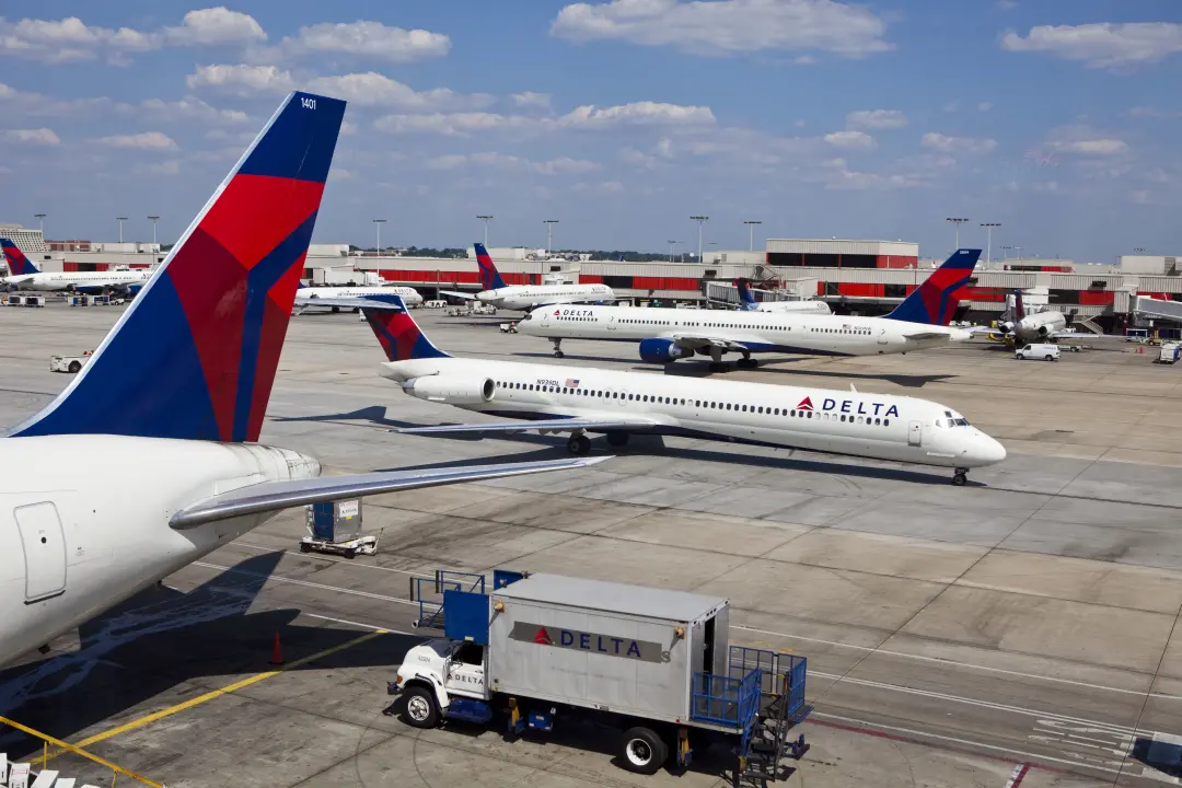 Atlanta, nos Estados Unidos, recebeu 108 milhões de passageiros só em 2024 no Aeroporto Hartsfield-Jackson. Esse volume…