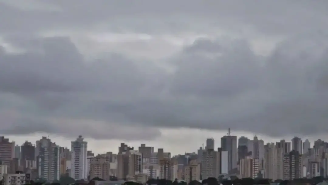 Goiás tem previsão de chuva, trovoadas e tempestades isoladas no domingo da eleição. A possibilidade de tempo instável …