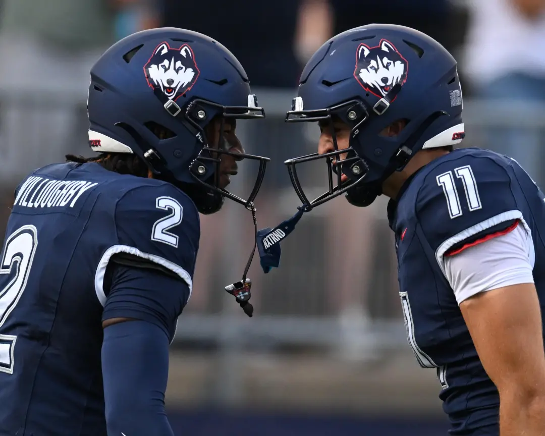 Jason Candle enfatiza recrutamento do ensino médio e equilíbrio no time Syracuse Football vai encarar UConn neste fim d…