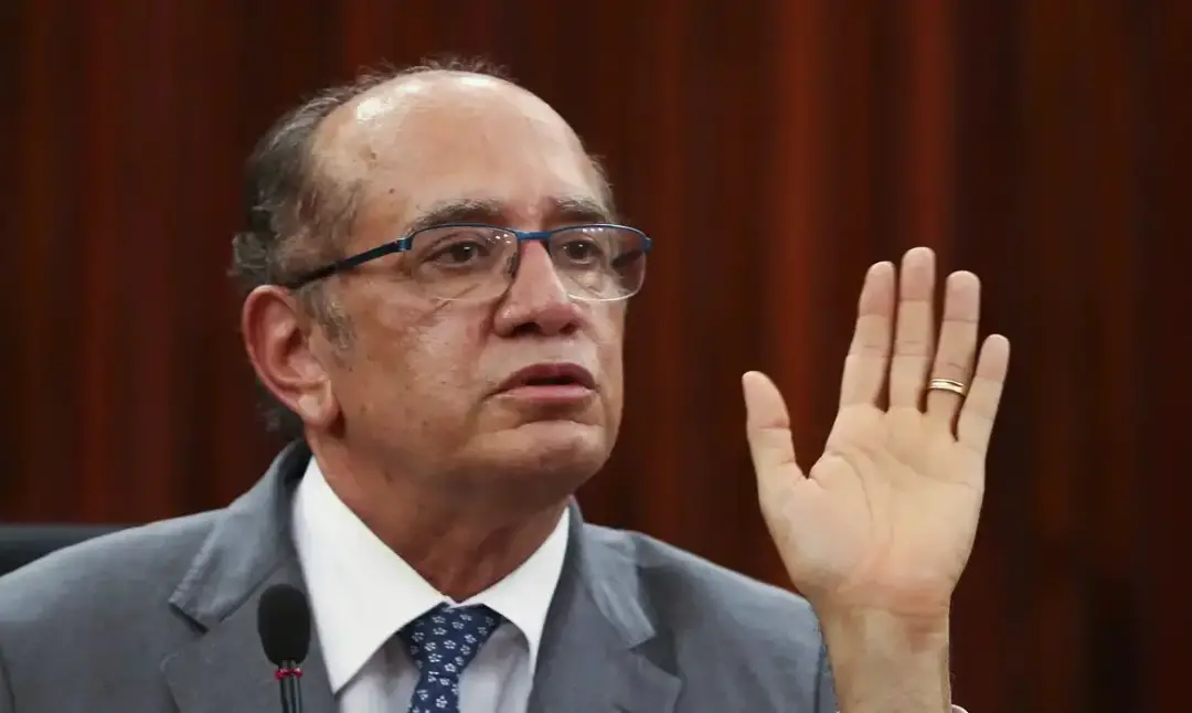 Decisões do STF e do TSE bagunçaram o debate presidencial da Globo. Os ministros Estela Aranha e Gilmar Mendes mudaram …