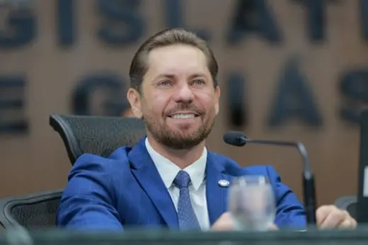 Bruno Peixoto lidera pesquisa em Goiás com 5,3% dos votos válidos, segundo levantamento do Instituto Directa. É um movi…