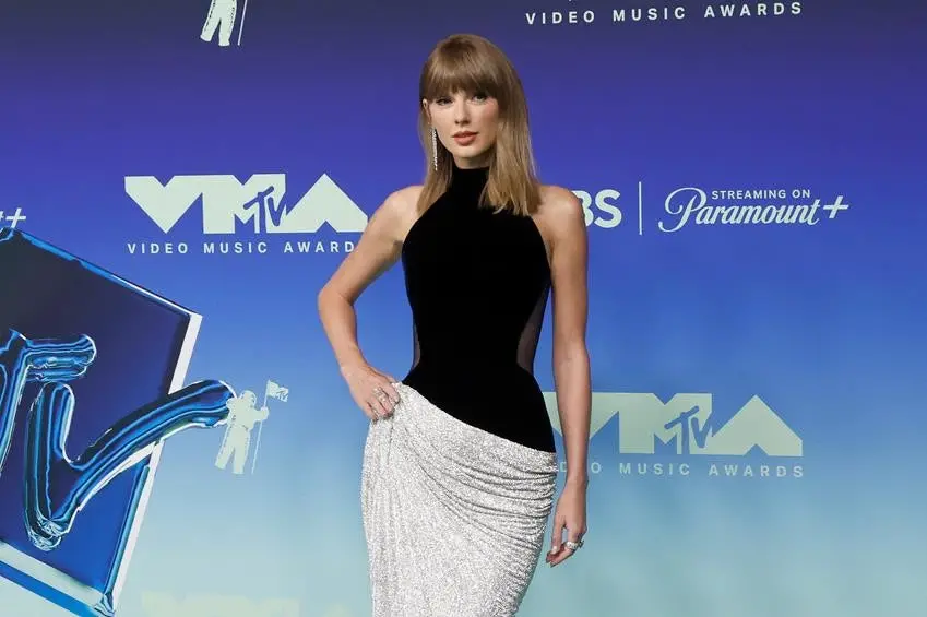 MTV VMAs 2026 com pouca ousadia no tapete vermelho. A falta de riscos na moda, diferentemente do que acontecia antes, d…