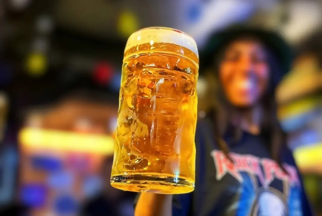 Rio Tap Beer House no Flamengo vai ter Oktoberfest de 6 a 11 de outubro com cervejas alemãs como Weihenstephaner e Paul…