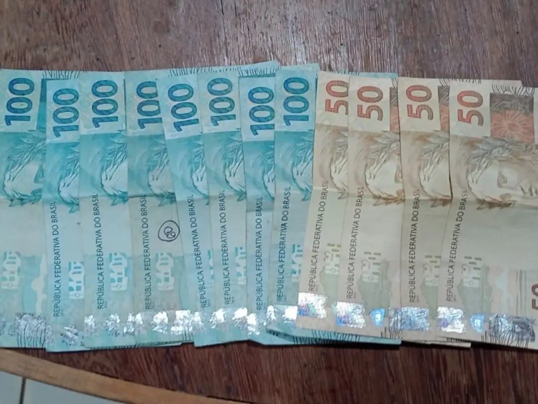 R$ 1 mil foi encontrado com detentos durante revista no presídio de Rio Branco. Isso mostra como a organização interna …