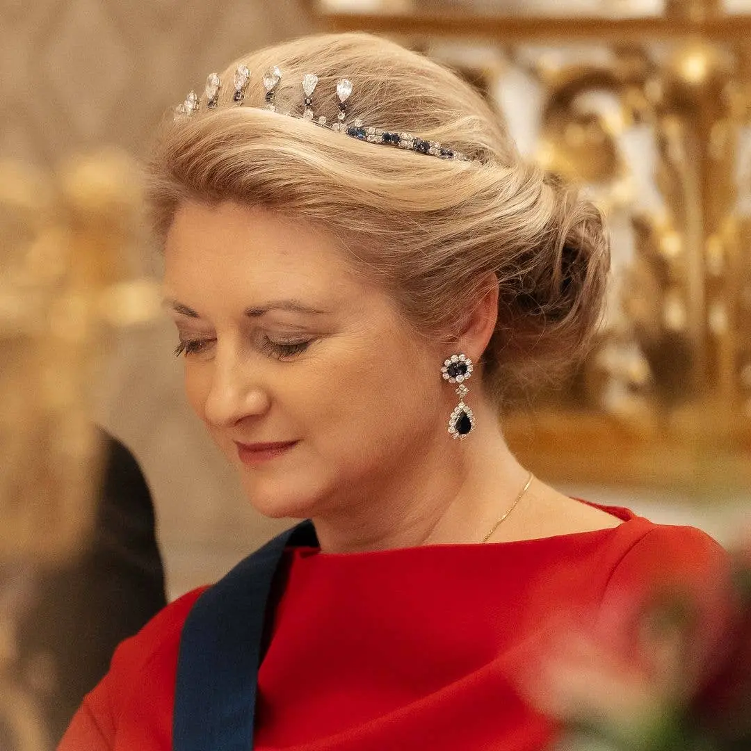 Grand Duchess Stephanie de Luxemburgo e Grand Duke Guillaume organizaram o banquete de estado no Palácio Ducal com o Pr…