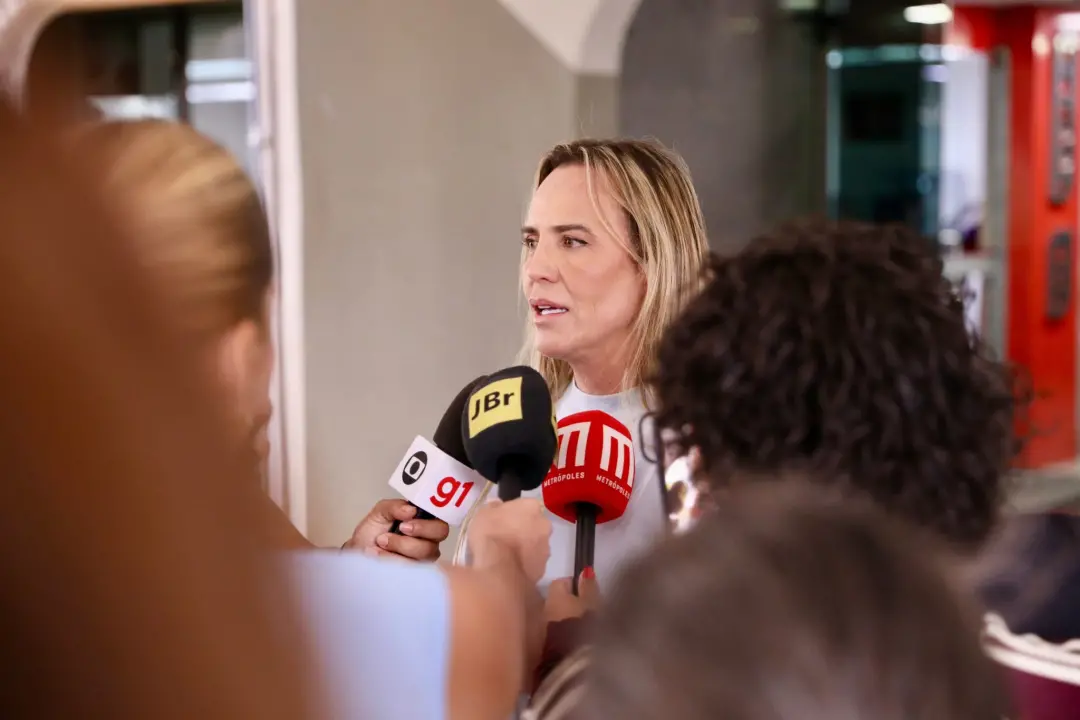 150 caminhões de lixo retirados da Estrutural, segundo Celina Leão. É um avanço necessário cuidar do lixão, porque o ch…