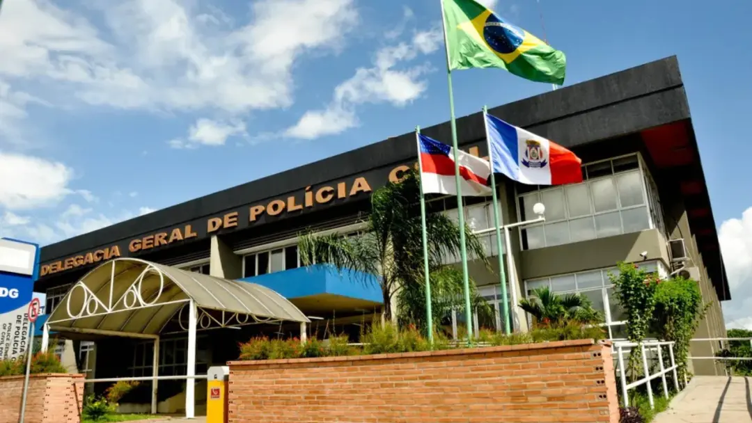 Cinco DIPs em Manaus mudaram comando na última quarta, com movimentações entre delegados como Osman Nasser e Jony Cleds…