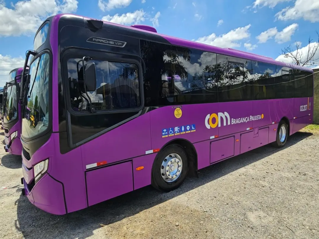 Mais de 14 cidades do Vale do Paraíba e região bragantina vão ter ônibus gratuito no domingo eleitoral de 2026. É bom p…
