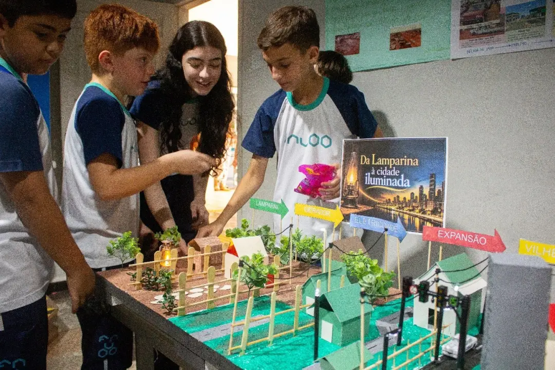 Vilhena: História, Fundação e Progresso foi o tema da FEICON 2026 da FAVOO, onde alunos fizeram maquetes sobre a chegad…