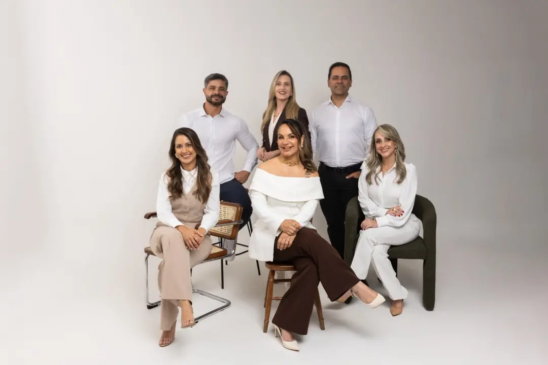 Fernanda Alcântara iniciou há 18 anos um trabalho de terapia da mão em Brasília que hoje é rede com quatro unidades e 2…