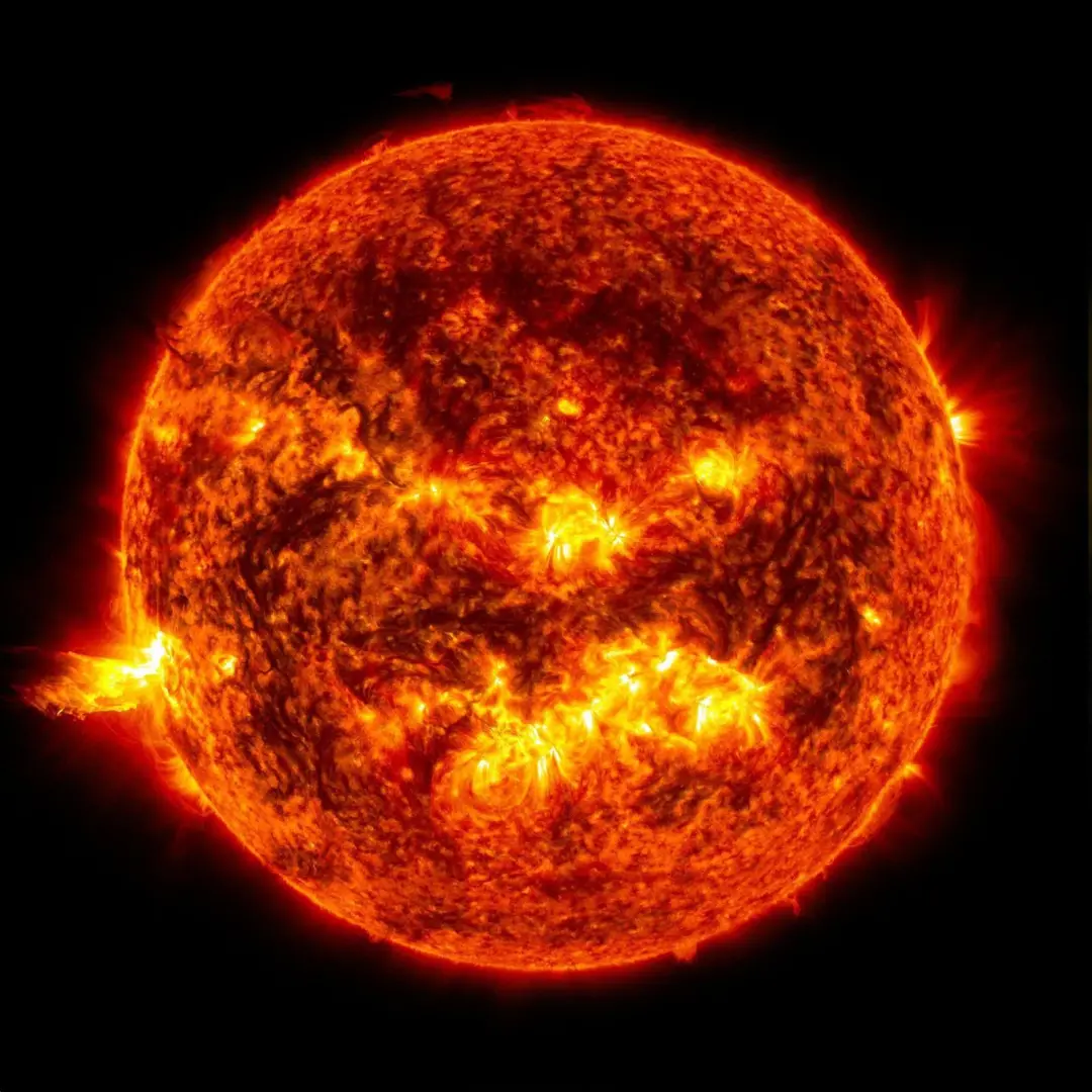Tempestade geomagnética G1 prevista para sexta e domingo, com pico de 4,67 no domingo, segundo previsão da Noaa. É algo…