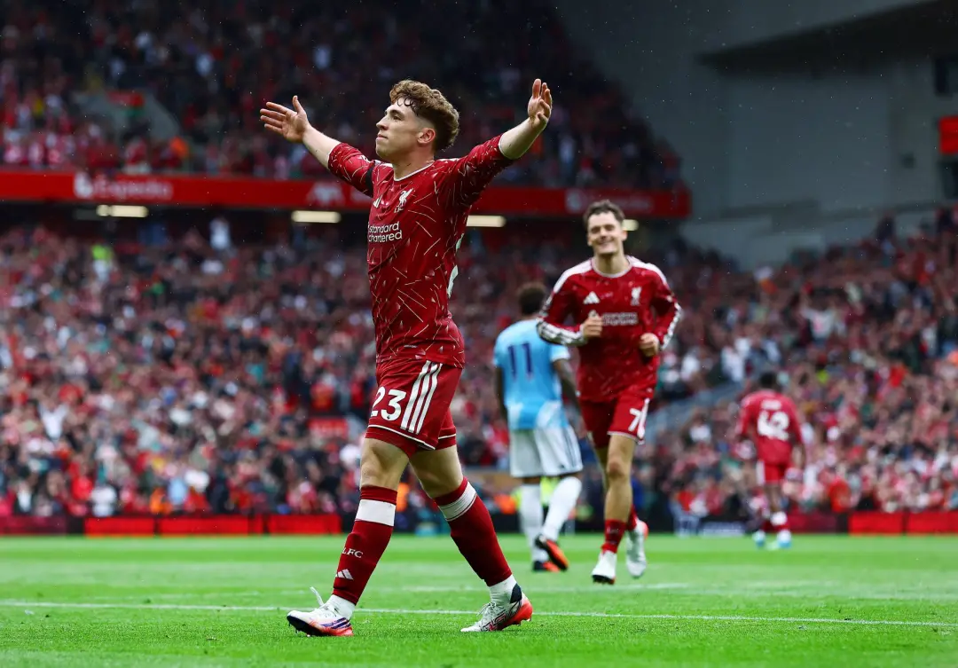 Munoz, zagueiro espanhol, mostrou ritmo forte no Liverpool, com seis jogos e três partidas como titular. A adaptação na…