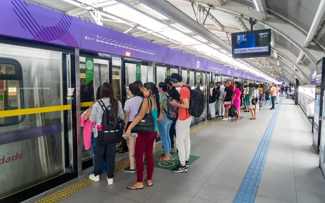 Estação Capão Redondo, Linha 5-Lilás, teve mudança operacional na manhã de sexta-feira com falha em equipamento de via.…