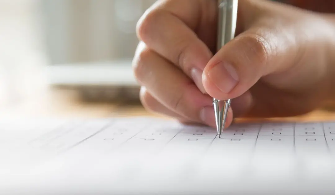 Editais de concurso com salários de até R$ 25.337,61 foram abertos em setembro, incluindo áreas como fiscalização em Sa…