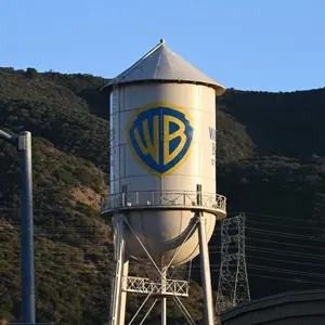 Warner Bros prepara troca no comando após sequência de fracassos em 2026. Mudanças na liderança indicam que a pressão p…
