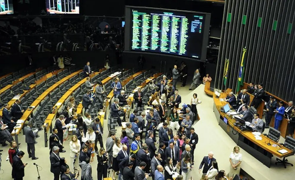 Vagas abertas no STF, BC e autarquias mostram o poder crescente do Congresso nas nomeações presidenciais. Aumentar as e…