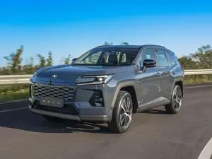 RAV4, sem firulas, entrega tudo que a razão pede. Acho que um carro assim focado em funcionalidade faz mais sentido no …