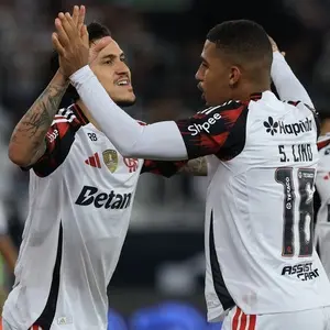 Flamengo encara reta final da Data Fifa com alerta depois de Arrascaeta lesionado. É preocupante ver a peça chave do ti…