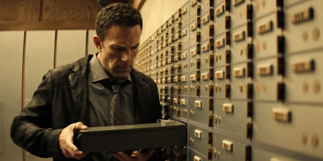 Hypnotic com Ben Affleck tá no Hulu e tá entre os mais assistidos lá. A história de ficção científica e suspense tem el…