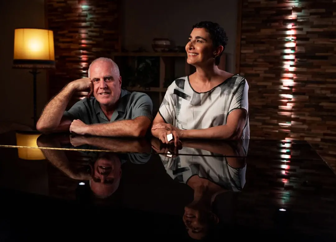 Paula Santoro gravou o álbum Alunar na Espanha com o pianista Germán Kucich, usando músicas do Clube da Esquina. A fusã…