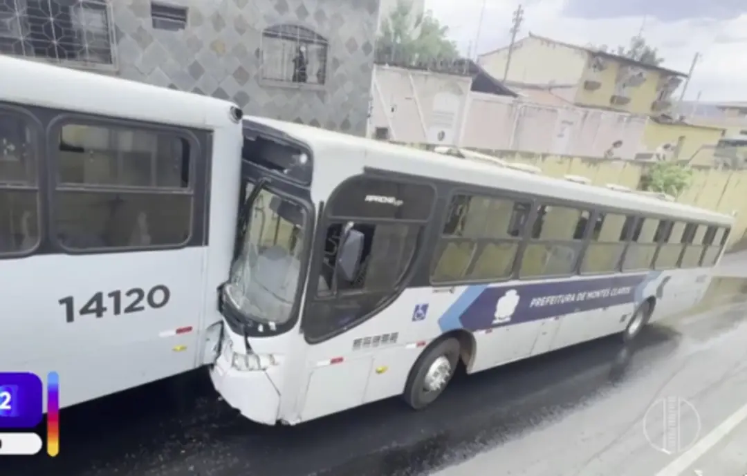Dois ônibus de transporte coletivo bateram no viaduto Emanuel Emiliano, no Centro de Montes Claros. Um perdeu a força e…