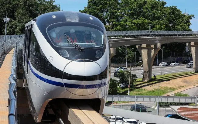 Linha 17-Ouro registrou 25245 passageiros no primeiro dia com horário ampliado, um salto de 386%. É bom ver a mobilidad…